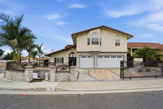 11383 Stonecress Avenue, Fountain Valley CA: https://media.crmls.org/mediaz/c95a8530-a2a4-4ada-b1a9-c6b8afeb2f0f.jpg