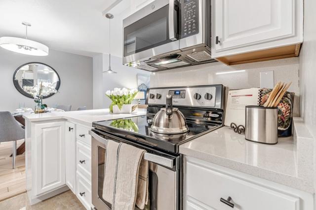 400 Davey Glen Road, Belmont CA: https://media.crmls.org/mediaz/c95af529-be54-49fa-b467-d057820ed605.jpg