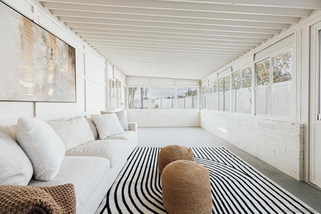 3624 Governor Dr, San Diego CA: https://media.crmls.org/mediaz/c95afddf-938e-402f-b68f-18c450f8adfd.jpg