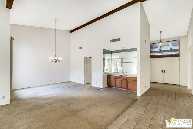 1557 Redford Drive, Palm Springs, California 92264, 3 Bedrooms Bedrooms, ,2 BathroomsBathrooms,Condominium,For Sale,Redford,24398815