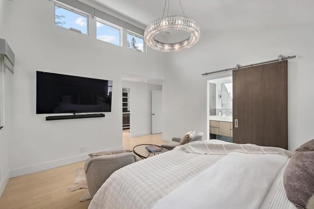 1101 Hamilton Avenue, Palo Alto CA: https://media.crmls.org/mediaz/c95be036-3c55-47b8-8b73-bedf669cb790.jpg