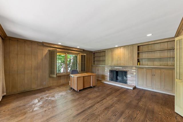 680 Fairway Circle, Hillsborough CA: https://media.crmls.org/mediaz/c95d090c-49a6-40e0-9a50-b87038d73d49.jpg