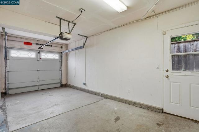 3025 Sunflower Dr, Antioch CA: https://media.crmls.org/mediaz/c95d9bdf-6a5f-4e5a-add8-73a2ad28eb68.jpg