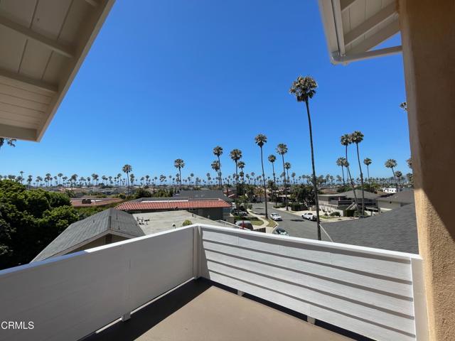 Detail Gallery Image 10 of 23 For 916 Sandpiper Ct, Ventura,  CA 93001 - 3 Beds | 3/1 Baths