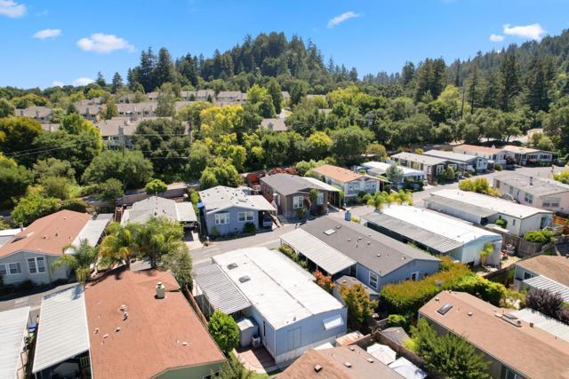 444 Whispering Pines Drive, Scotts Valley CA: https://media.crmls.org/mediaz/c95f6f7b-9db5-4721-8b7f-f982e796ac2d.jpg