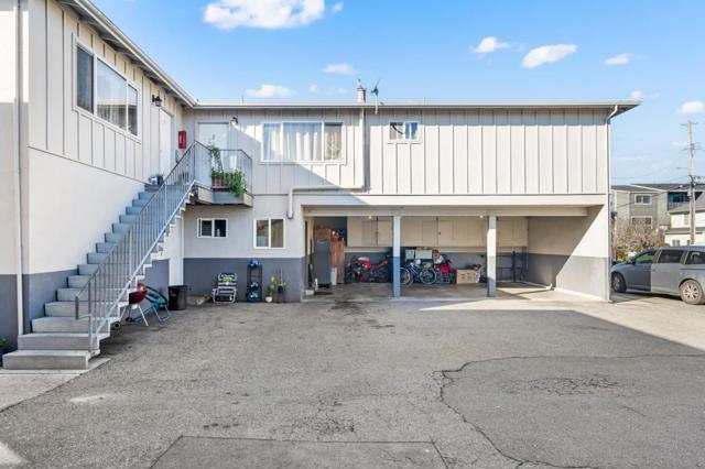 466 Willow Avenue, Half Moon Bay CA: https://media.crmls.org/mediaz/c9600dcf-089c-470f-9e65-ce158dbe8302.jpg