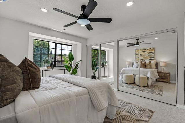 2227 Foxhill Drive, Martinez CA: https://media.crmls.org/mediaz/c96046a2-9a96-4e40-b3e2-5728a4c232f3.jpg