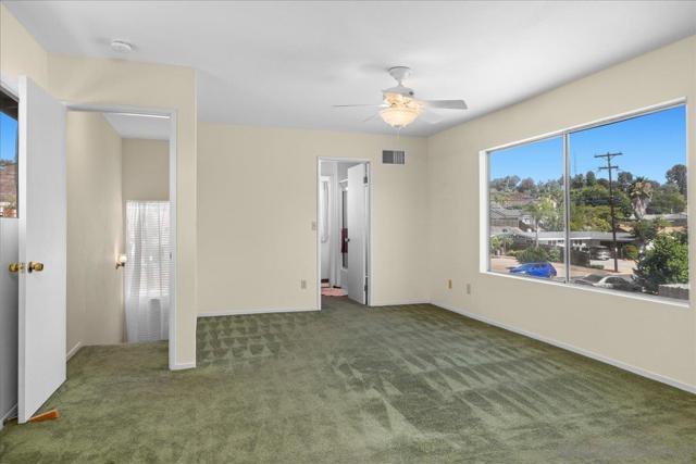 13752 Frame Rd, Poway CA: https://media.crmls.org/mediaz/c960d2b2-6d07-4c92-94ef-c6906641b30b.jpg