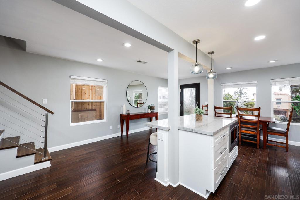 2114 Diamond St - photo 12