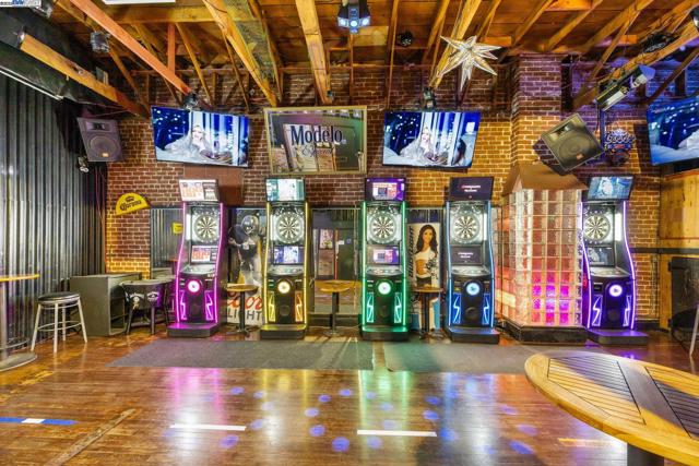 22519 Main St, Hayward CA: https://media.crmls.org/mediaz/c9610726-2008-40cd-8ef6-93ae61ccbb67.jpg