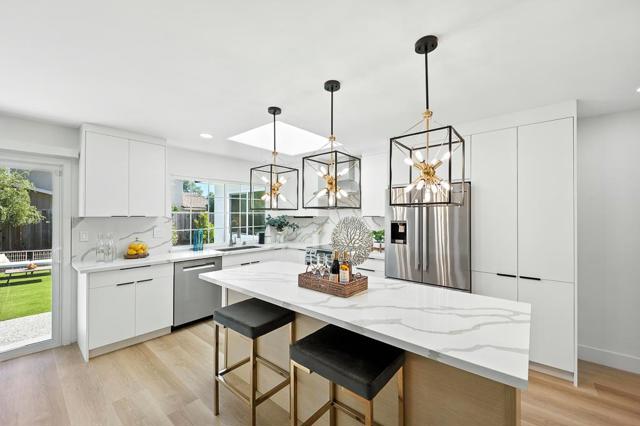168 Park Dartmouth Place, San Jose CA: https://media.crmls.org/mediaz/c9612edc-cd08-45e3-a179-989a6f757c8e.jpg