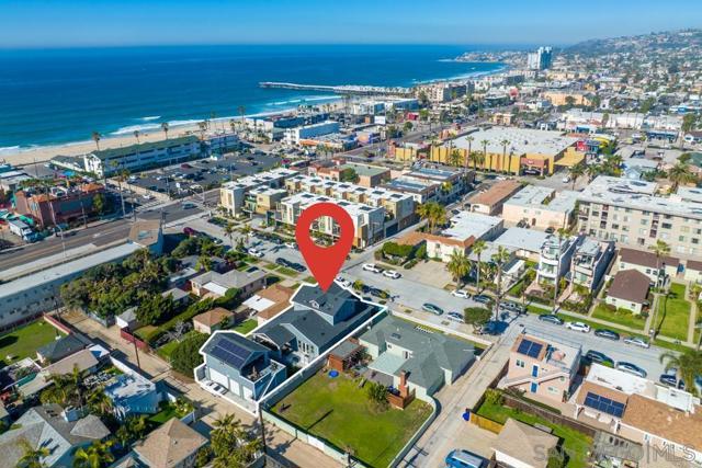 839 Reed Avenue, Pacific Beach (San Diego) CA: https://media.crmls.org/mediaz/c961f08b-d8c5-4a93-b0af-830750e0ca30.jpg