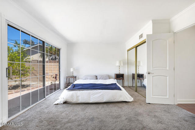 818 N Lois Avenue, Newbury Park CA: https://media.crmls.org/mediaz/c9623fb0-a150-45e0-af64-481250825388.jpg