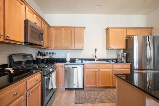 30310 Regent Street, Cathedral City CA: https://media.crmls.org/mediaz/c96390cc-c0d2-4235-b915-d0d517f61819.jpg