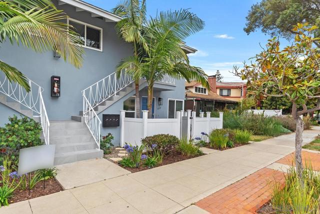 850 856 Olive Avenue, Coronado CA: https://media.crmls.org/mediaz/c9645ca4-bfb4-489e-8498-9f62b7fd27d4.jpg