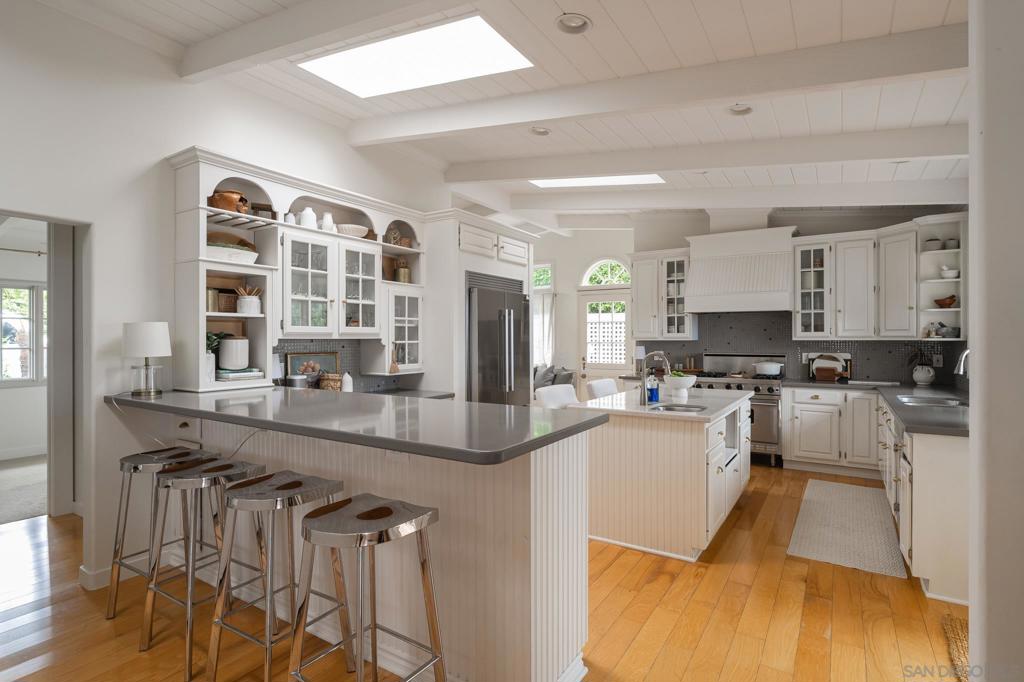 217 Granados - photo 10