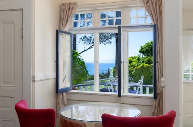 620 El Salto Drive, Capitola CA: https://media.crmls.org/mediaz/c968c8d4-1d02-444e-8f84-b3dd3e7978d4.jpg
