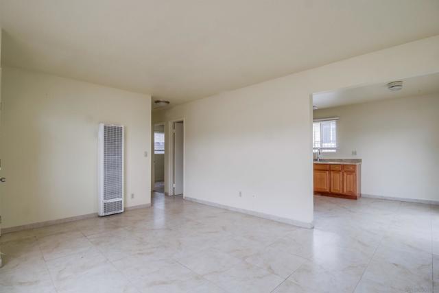 4410 12 Highland Ave, San Diego CA: https://media.crmls.org/mediaz/c968e7ac-e462-4a34-be0f-5e9a968cce66.jpg