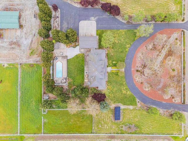 560 Tevis Trail, Hollister CA: https://media.crmls.org/mediaz/c968fcb7-6ad6-4816-b9f9-f519272ffc97.jpg