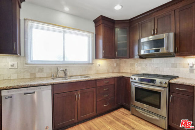 17031 Wilton Place, Torrance CA: https://media.crmls.org/mediaz/c9691c6b-a766-4fe9-aa53-abb943aa8bcb.jpg