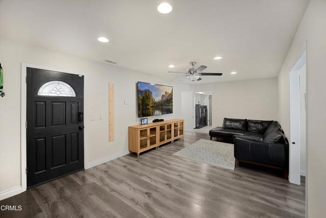 Detail Gallery Image 4 of 43 For 161 S Winton Ave, La Puente,  CA 91744 - 4 Beds | 2 Baths