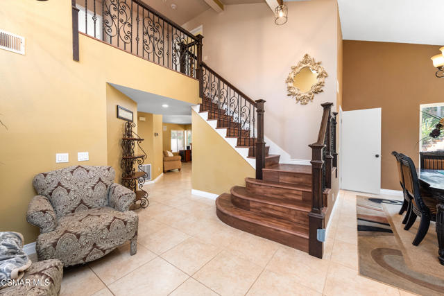 3961 Springtime Lane, Moorpark CA: https://media.crmls.org/mediaz/c96b0506-3c9c-4d10-bc08-47a7c51e872b.jpg