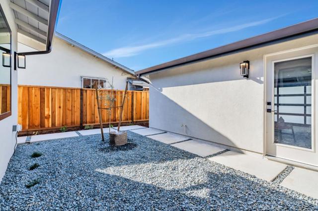 Image 14 of 17 For 734 Knickerbocker Drive