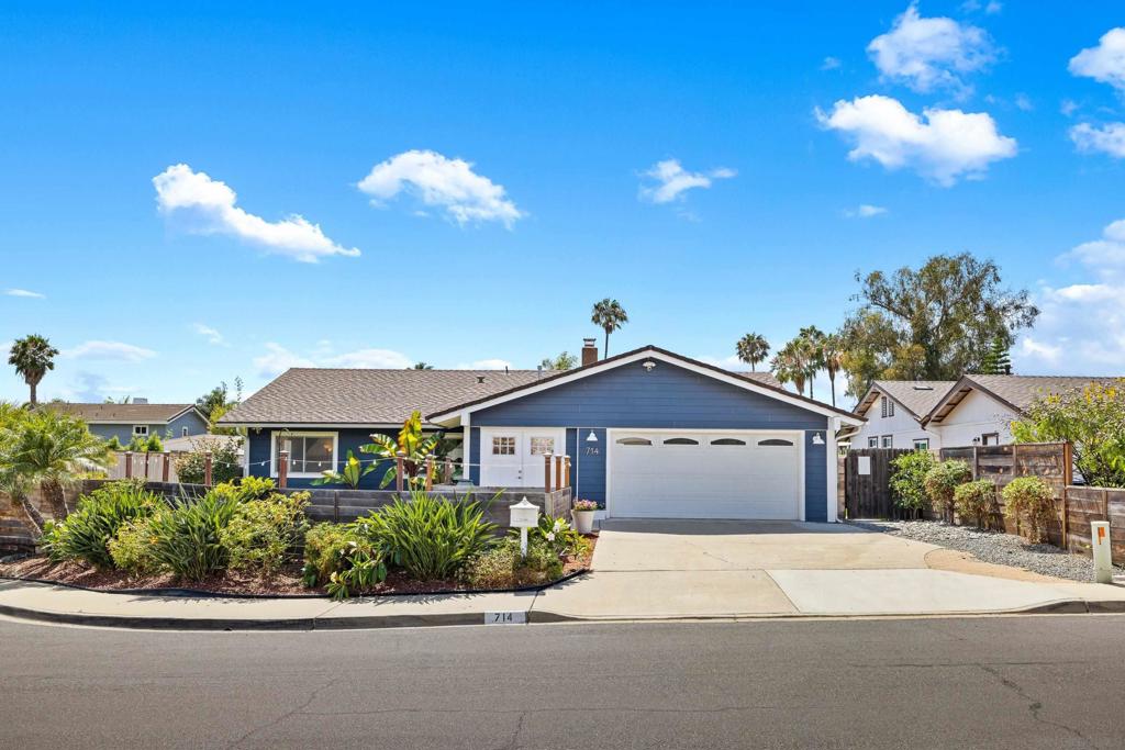 714 Piedras Oro Calle - photo 4