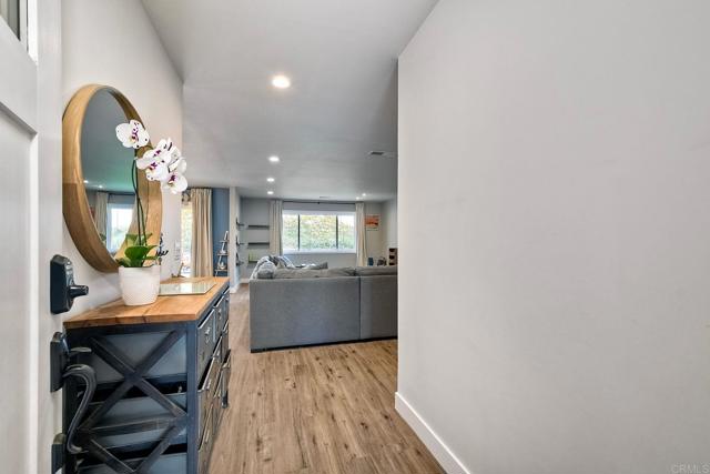 2760 Thunder Drive, Oceanside CA: https://media.crmls.org/mediaz/c96ca384-d007-4ec3-a70d-6405ea6b8b47.jpg
