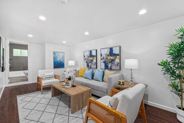 766 Nash Avenue, Menlo Park CA: https://media.crmls.org/mediaz/c96daac9-51fb-4197-af17-ca5c888b8153.jpg