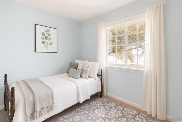 3121 Alta Verde, Fallbrook CA: https://media.crmls.org/mediaz/c9719b67-1001-4cb5-b171-56013ee1a05e.jpg