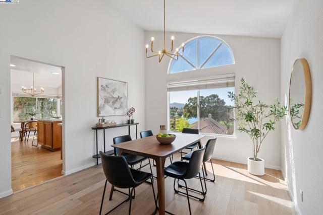 447 Donner Way, San Ramon CA: https://media.crmls.org/mediaz/c971bc71-2834-4886-b4e8-c903680a9e4b.jpg