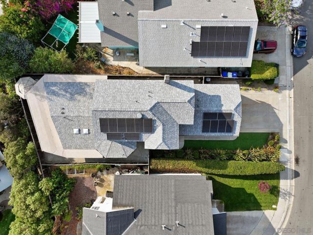 10421 Les Arbres Pl, San Diego CA: https://media.crmls.org/mediaz/c97208b6-257c-4a87-a6af-d02a4db9cec2.jpg