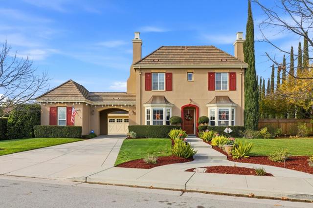 1625 Mission Avenida, Morgan Hill CA: https://media.crmls.org/mediaz/c9732015-5be6-4d94-b869-24694855df82.jpg