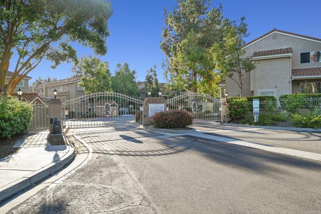 7727 Caminito Monarca, Carlsbad CA: https://media.crmls.org/mediaz/c973340a-4fcf-42e5-8a7a-f852a1a25fb9.jpg