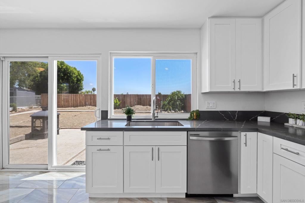 8025 Peach Point - photo 10