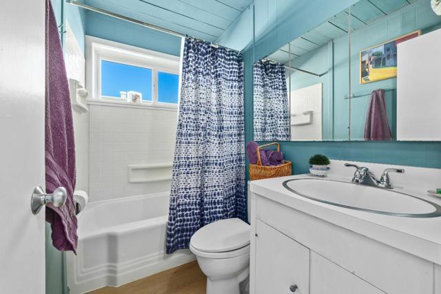360 36th Avenue, Santa Cruz CA: https://media.crmls.org/mediaz/c974990a-1a5a-4c12-b1e1-9d5c074095ed.jpg