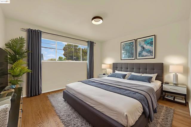 2524 Parker Ave, Oakland CA: https://media.crmls.org/mediaz/c975fbe4-89de-4688-901c-8b91cb8942b0.jpg