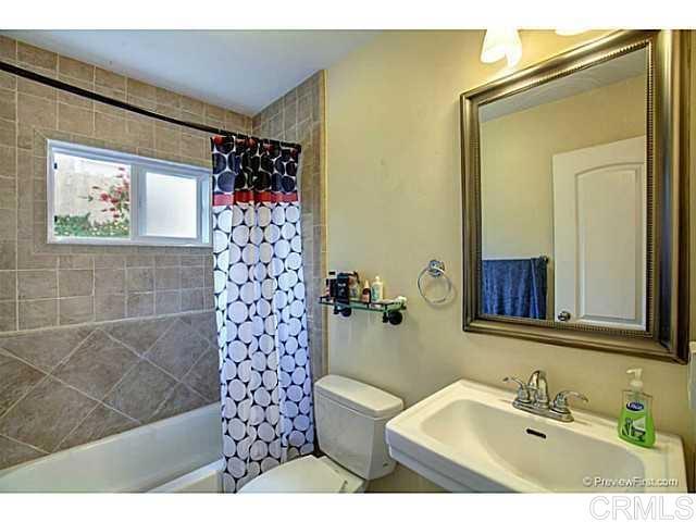Image 9 of 14 For 3009 Columbia Street