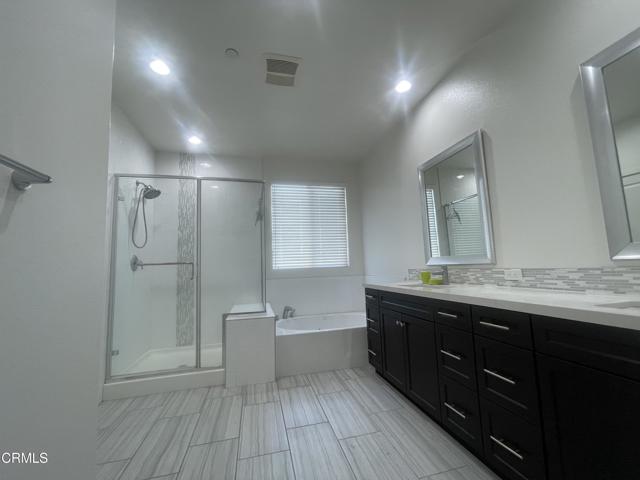 Detail Gallery Image 6 of 30 For 7937 N Keer Dr, Los Angeles,  CA 91335 - 5 Beds | 4 Baths