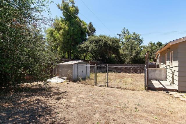 1453 OLIVEWOOD LN, Alpine CA: https://media.crmls.org/mediaz/c978f0cc-9c61-46d7-bffd-2a20c44963c5.jpg