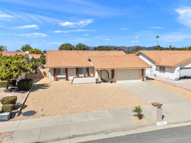 2050 Silver Oak Way, Hemet CA: https://media.crmls.org/mediaz/c9797ebd-8696-4851-9f3e-558dc8e4cb78.jpg