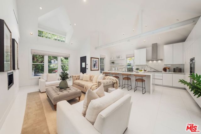 1012 2nd Street, Santa Monica CA: https://media.crmls.org/mediaz/c97a5592-8628-4cf0-a6bf-647704f3b9c0.jpg