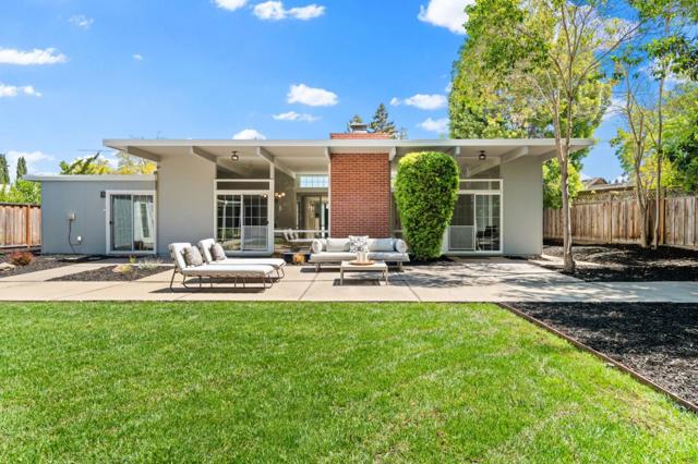 969 Eichler Drive, Mountain View CA: https://media.crmls.org/mediaz/c97aea85-41e4-47ee-9d0a-f7ef161d475f.jpg