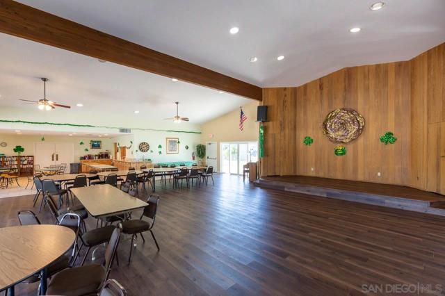 1219 E Barham Dr Spc 106, San Marcos CA: https://media.crmls.org/mediaz/c97b7eb4-8643-4398-a3e1-bc850d956b21.jpg