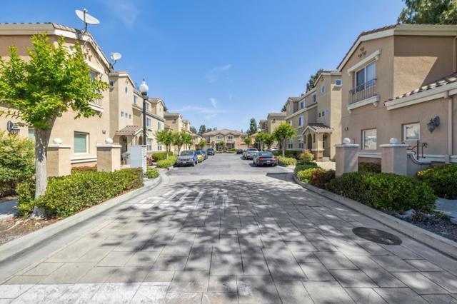 5588 Cedar Garden Court, San Jose CA: https://media.crmls.org/mediaz/c97c9b29-6f0c-4b1f-826d-cc7df965b930.jpg