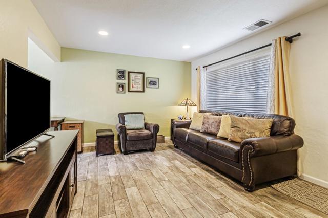 5465 Don Edmondo Court, San Jose CA: https://media.crmls.org/mediaz/c97cb8fa-30a1-408a-b3c1-c244f5c4761a.jpg