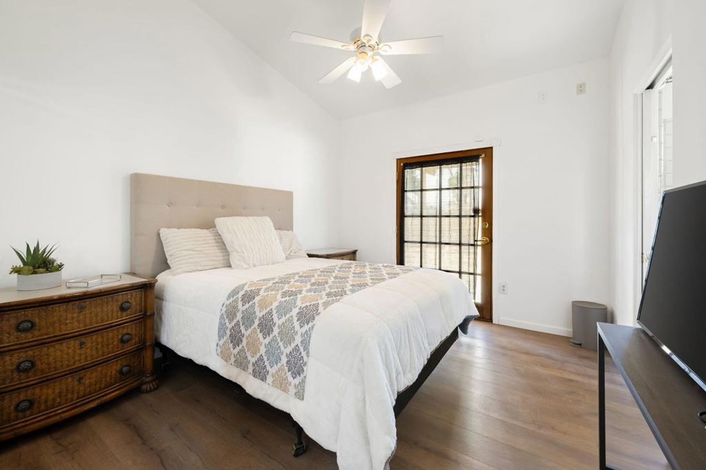 MLS #219139215DA image #4