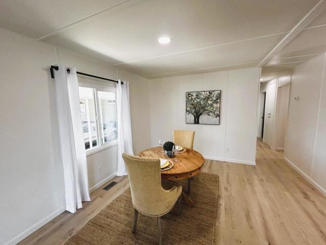 8282 Murray Avenue, Gilroy CA: https://media.crmls.org/mediaz/c97fdfe0-2a71-4e2b-a729-574ab2aacfc9.jpg