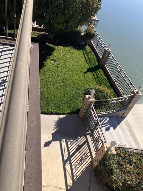 18125 Harbor Drive Drive, Victorville CA: https://media.crmls.org/mediaz/c980c996-eeed-4c42-9d75-4f8172e6dd29.jpg